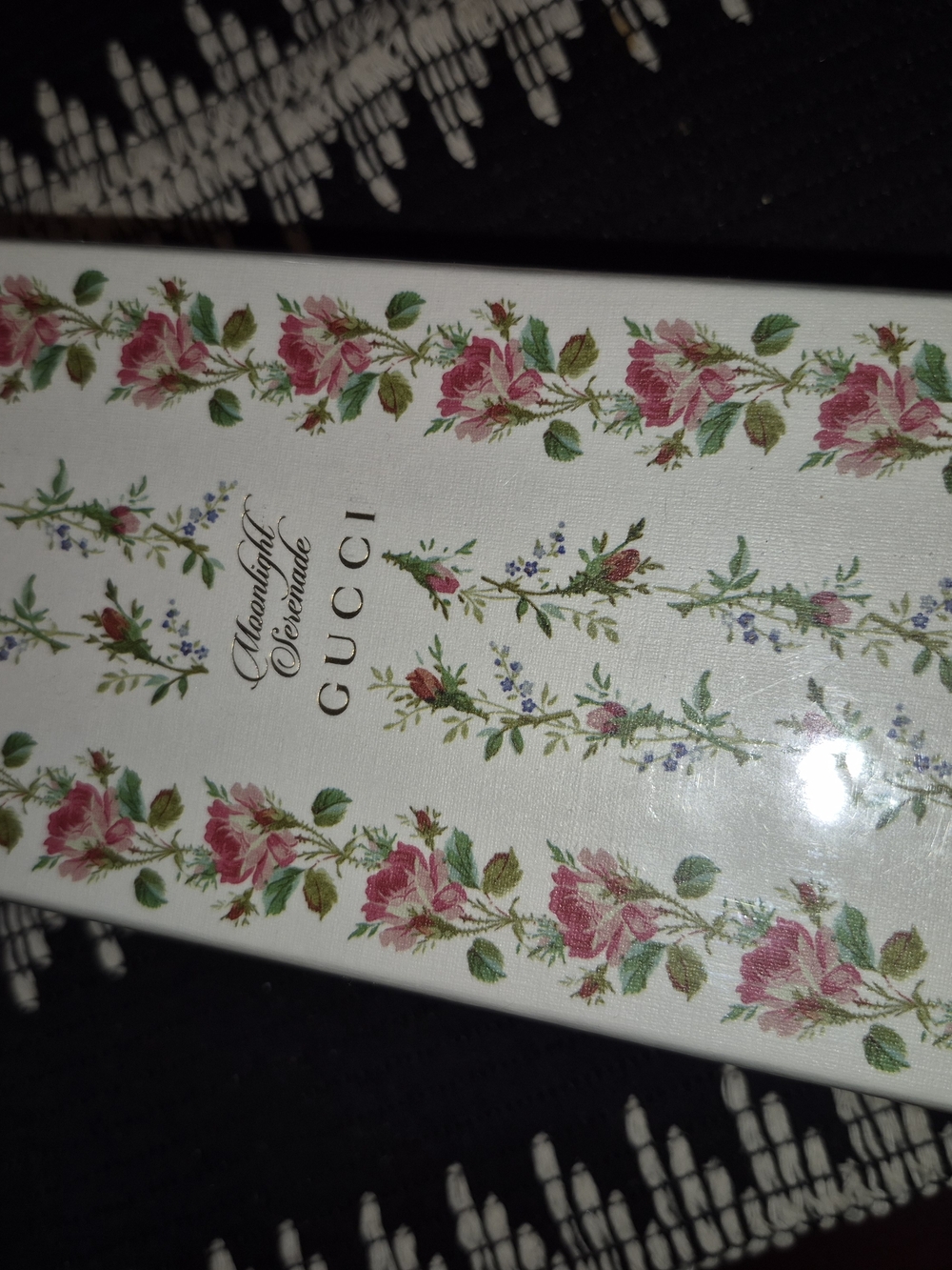 Gucci
The Alchemist's Garden Moonlight Serenade Acqua Profumata 5oz